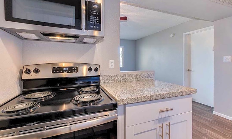 What apartments will $800 rent you in Alhambra, today?