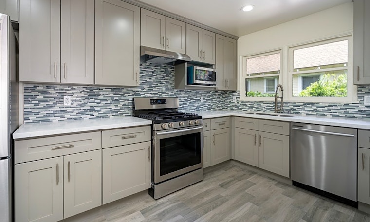 Apartments for rent in Long Beach: What will $2,200 get you?