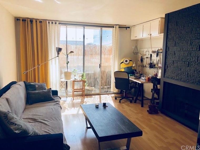 8 apartment rentals for $1,700 or less in Los Angeles