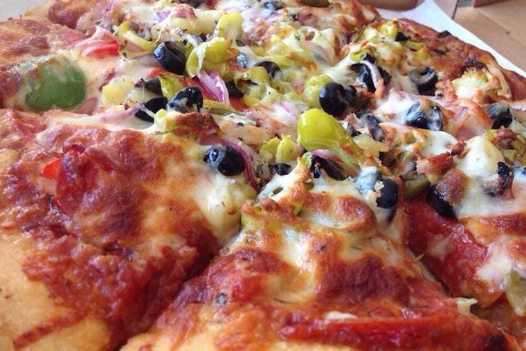 5 top spots for pizza in Long Beach