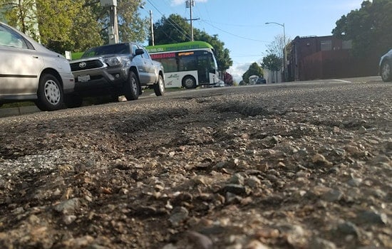 Oakland Launches 3-1-1 Service To Report Public Maintenance Issues