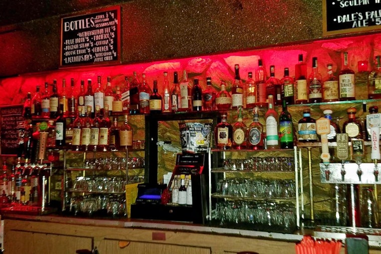 Oakland's top 4 dive bars to visit now