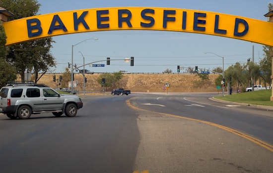 Top Bakersfield news: Grade Fire contained after burning 98 acres; city opens new park today; more