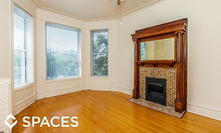 What apartments will $1,900 rent you in Lakeview, today?