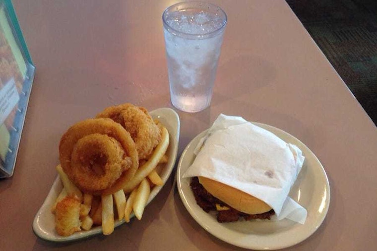 Kansas City's 5 top spots to score burgers on a budget