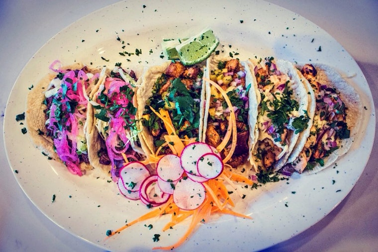 New Mexican restaurant Americanos brings tacos and tortas to Morgan Park