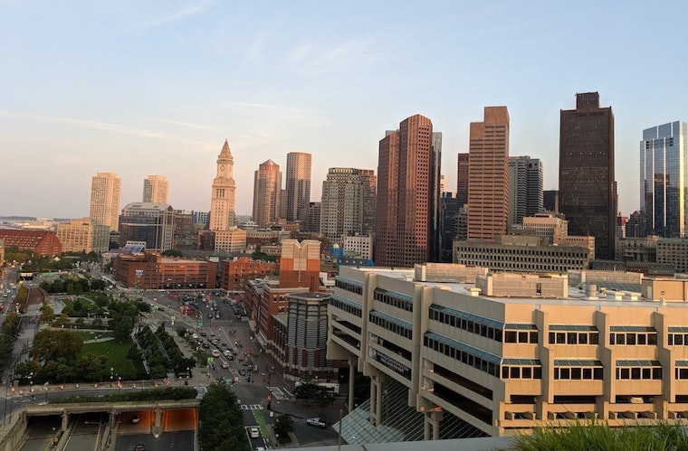 Top Boston news: Police seek help in finding robbery suspect; 3 men attacked near drag bar; more
