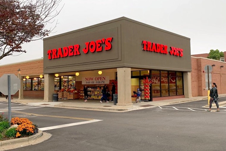 Trader Joe’s opens new location in Hyde Park