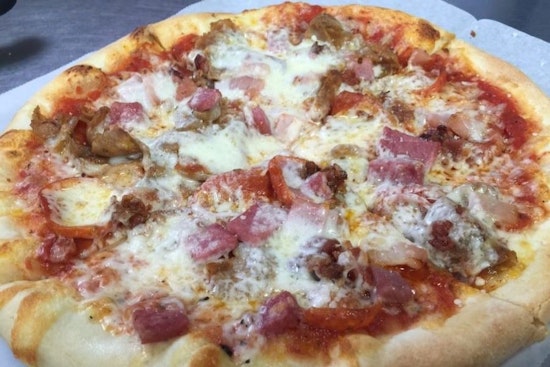 Check out the 5 top spots in Denver's Regis neighborhood