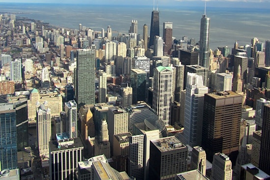 Top Chicago news: Actors to co-marshal Thanksgiving parade; chef charged after fight at food fest