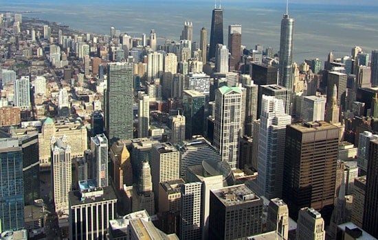Top Chicago news: Actors to co-marshal Thanksgiving parade; chef charged after fight at food fest