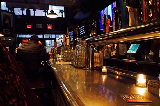 Go team: NYC's best sports bars for the NBA & NHL playoffs