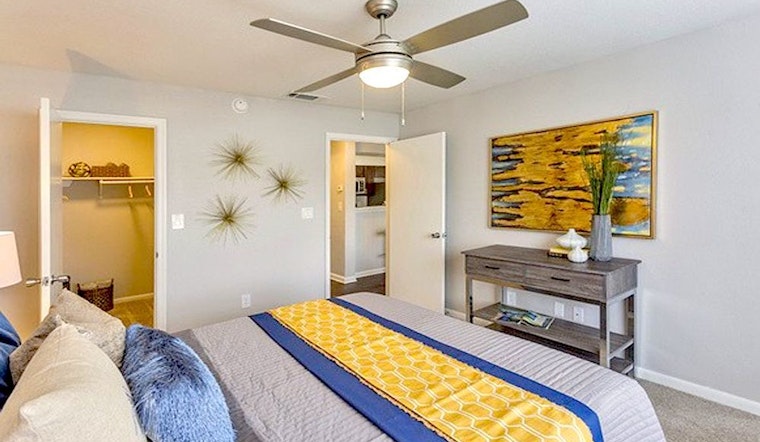 What apartments will $1,400 rent you in Florida Center North, this month?