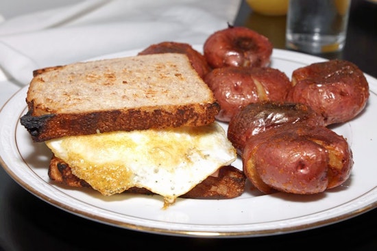 Check out the 5 most popular spots in Chicago's Bucktown neighborhood