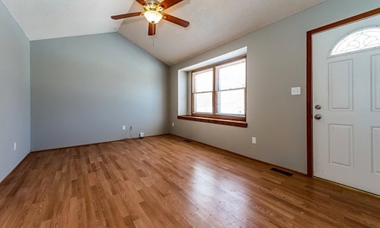 Budget apartments for rent in Shoal Creek, Kansas City