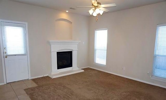 Budget apartments for rent in the Villages of Woodland Springs, Fort Worth