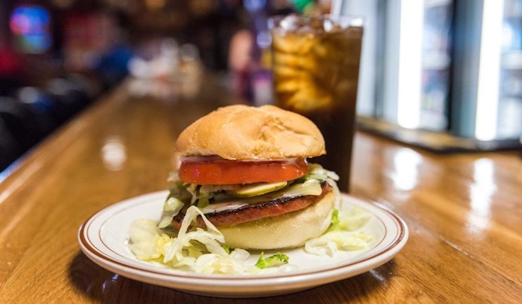 Explore the 5 most popular spots in Columbus' Central Clintonville neighborhood