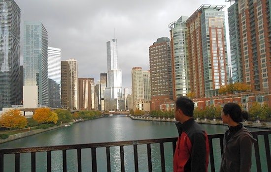 Top Chicago news: Black customers told to switch tables; cop suspected of slapping cop; more