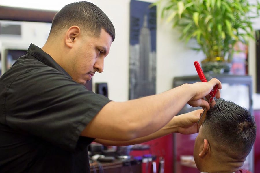 Barbershops Near Me in Oak Park  Find Best Barbers Open Near You!