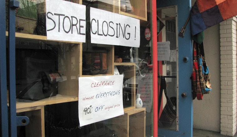 La Paz Imports Prepares To Close
