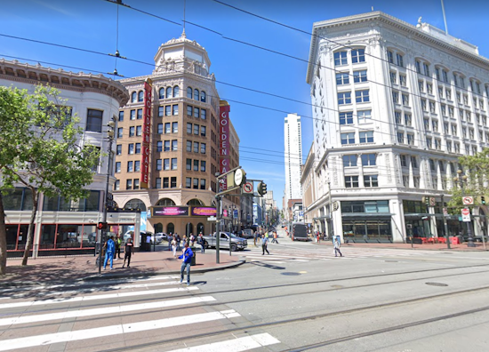 Suspect still at large after shooting into Market Street crowd, injuring 1
