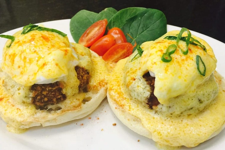 From fruit stuffed pancakes to crab benedicts: Philadelphia's 6 best budget friendly diners