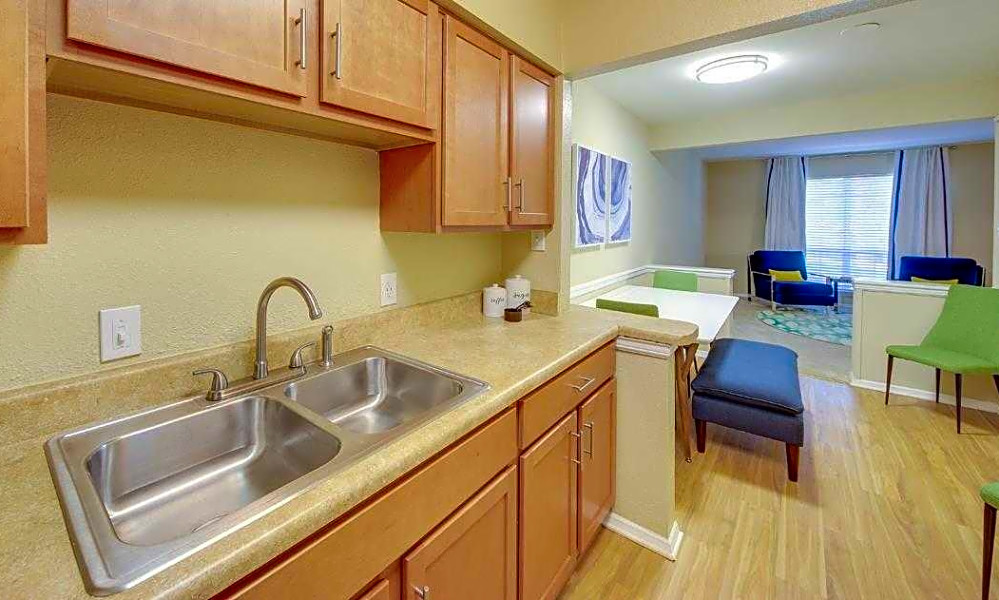 What apartments will 900 rent you in Falls of Neuse, today?