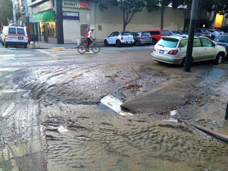 Wall Of Waller Water Wets Wiggle