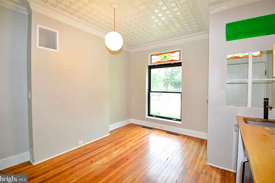What apartments will $1,700 rent you in Capitol Hill, this month?