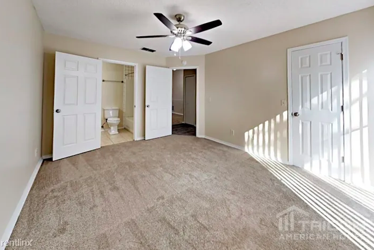 Budget rentals in Argyle Forest, Jacksonville