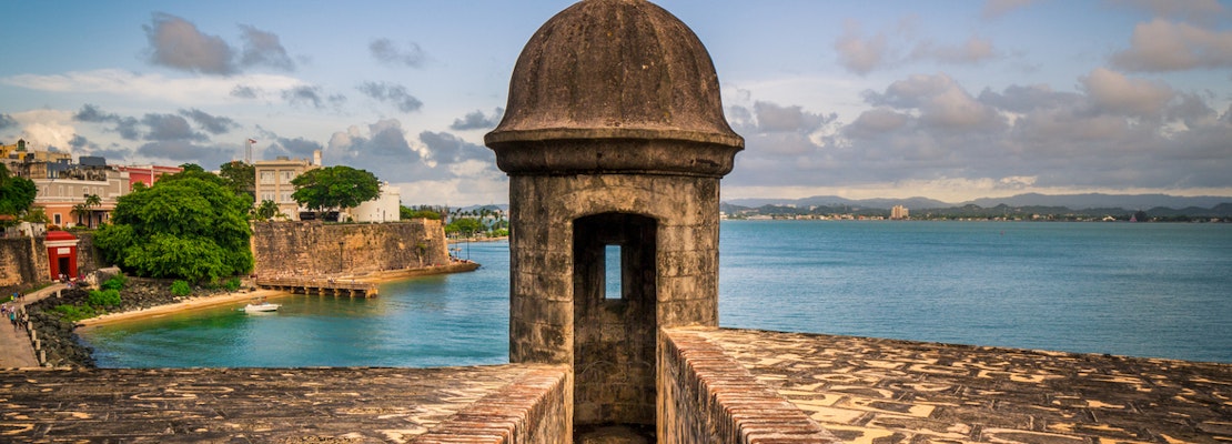 How to travel from Milwaukee to San Juan on the cheap