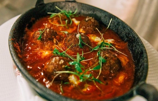 Walker's Exchange brings traditional American fare to Central Business District