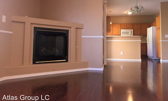 What apartments will $1,200 rent you in Centennial Hills, this month?