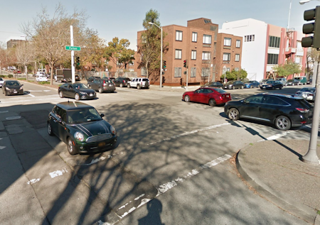 Cyclist on Bay Wheels bike in critical condition after being hit by driver near Alamo Square