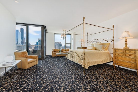 Inside Chicago's most expensive apartments