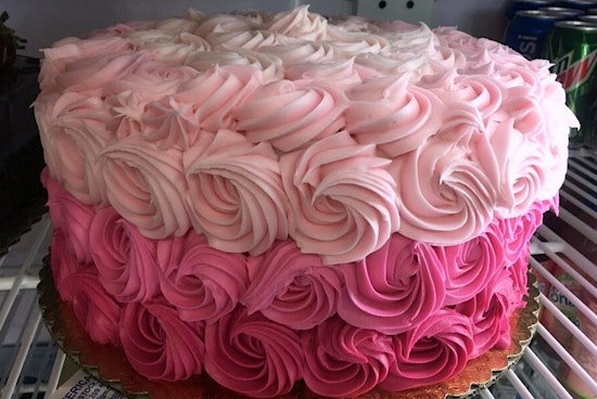 3 top spots for custom cakes in Stockton