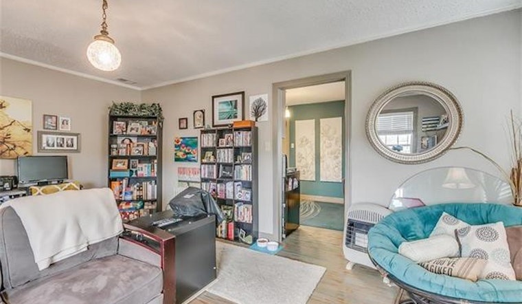 What does $1,000 rent you in North Oak Cliff, today?