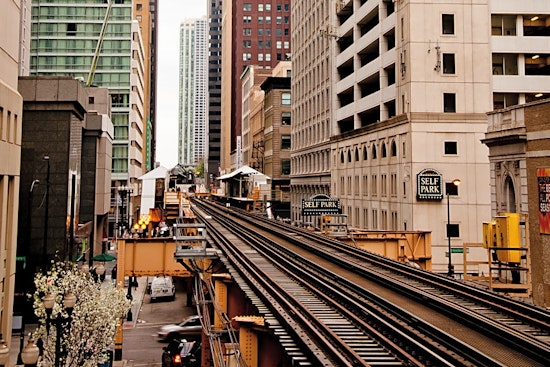 Top Chicago news: Medical Center nurses set new strike date; Uber, mayor fight over ride-hailing fee