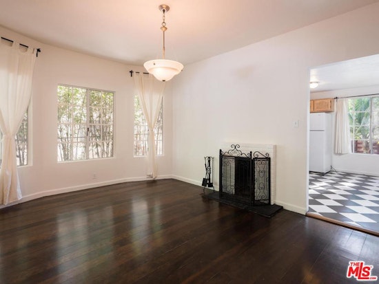 What does $2,700 rent you in the LA Metro area?
