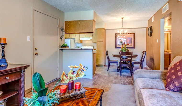 Budget apartments for rent in Camelback East, Phoenix