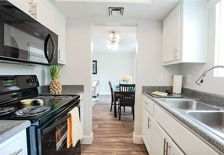 Renting in Mesa: What's the cheapest apartment available right now?