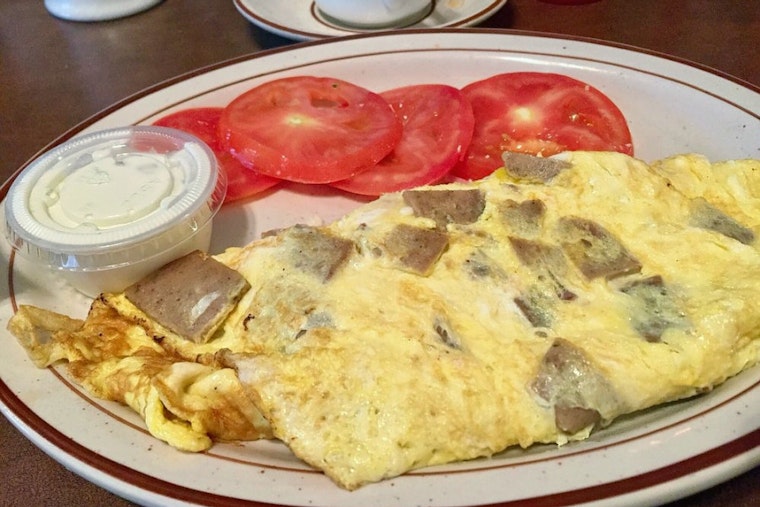 Explore the 3 most popular spots in Milwaukee's Fernwood neighborhood