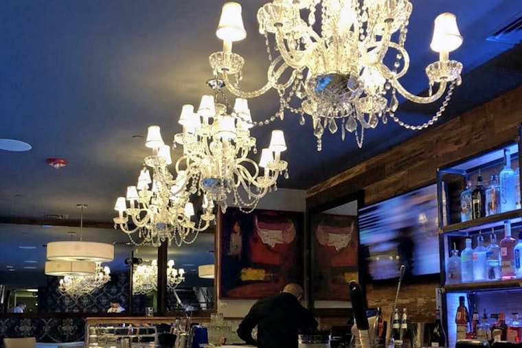 New restaurant Pl8 Bistro brings a touch of the arts to Uptown