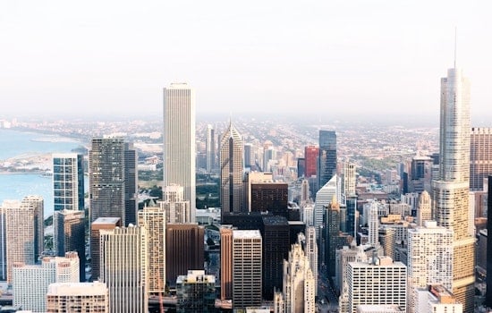Top Chicago news: Hospital moves sick children ahead of nurses strike; tech firm to hire 200; more