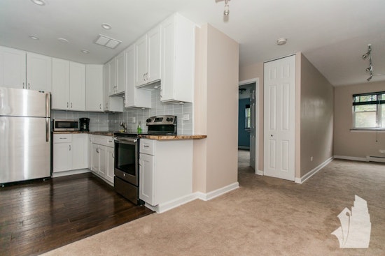 5 Chicago apartment rentals for $1,400 a month