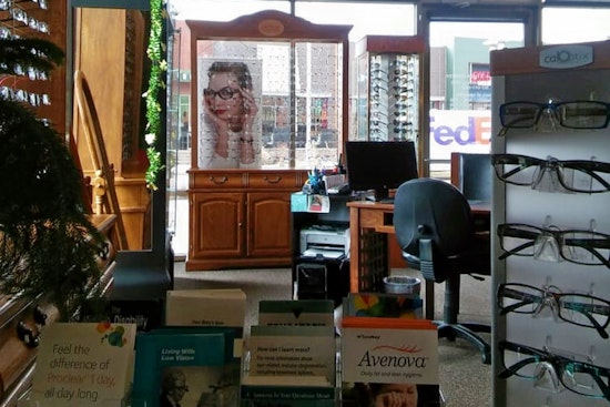 Introducing the 4 best eyewear and vision care centers in Aurora