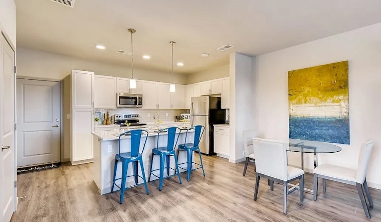 Apartments for rent in Aurora: What will $2,000 get you?