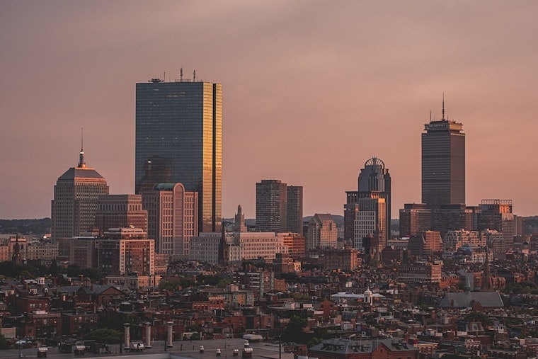 Top Boston news: Lawmakers vote to end sale of flavored tobacco; crime on rise since casino opened