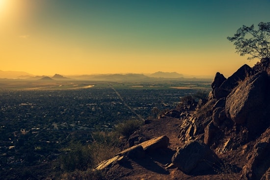 Top Phoenix news: Community demands oversight of Phoenix PD; city votes to cut red light cams; more