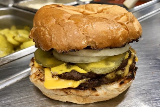 New fast food spot Swensons Drive-In debuts in Preserve North